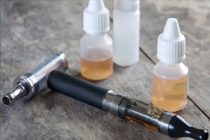 What You Should Know About Vaping and Oral Care